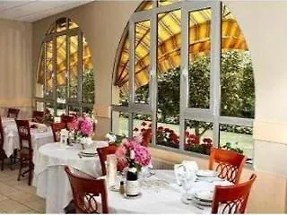 Hotel Saint Georges Lurdy 3*,